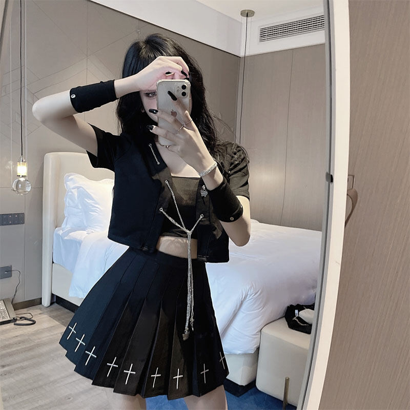 Váy siu ngầu đenxám  TunimeStore  Style Uzzang Hàn Quốc  Facebook