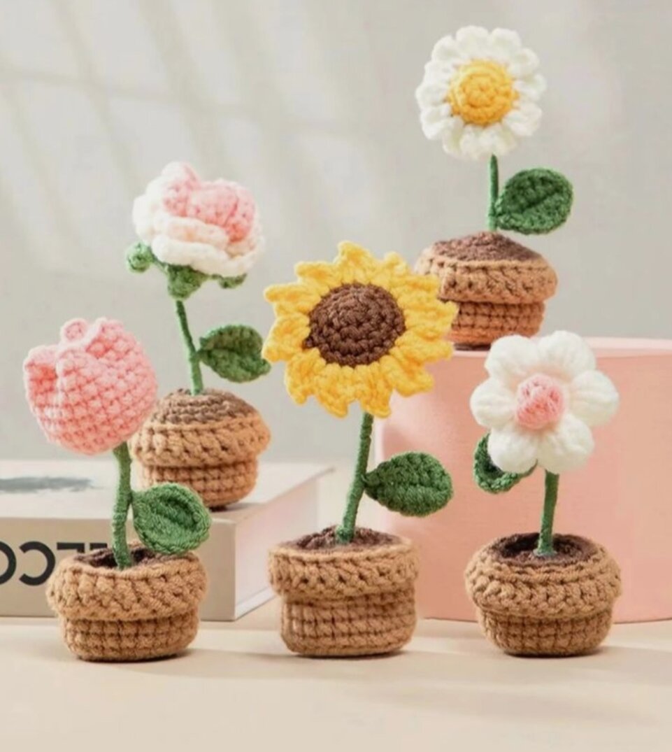Chậu hoa len mini trang trí nhiều màu sắc