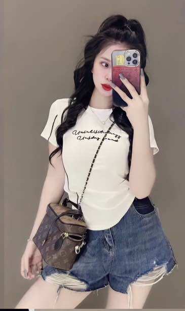 Áo thun nữ  cổ tròn tay ngắn