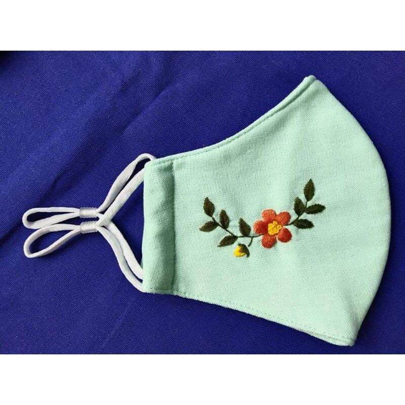 Khẩu trang thêu tay vải linen