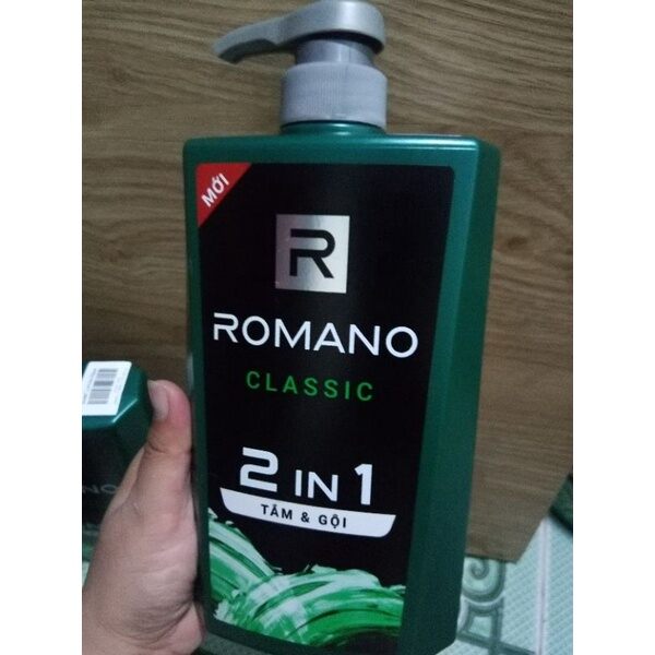 Sữa tắm gội Romano 2in1 Classic/Attitude 650g