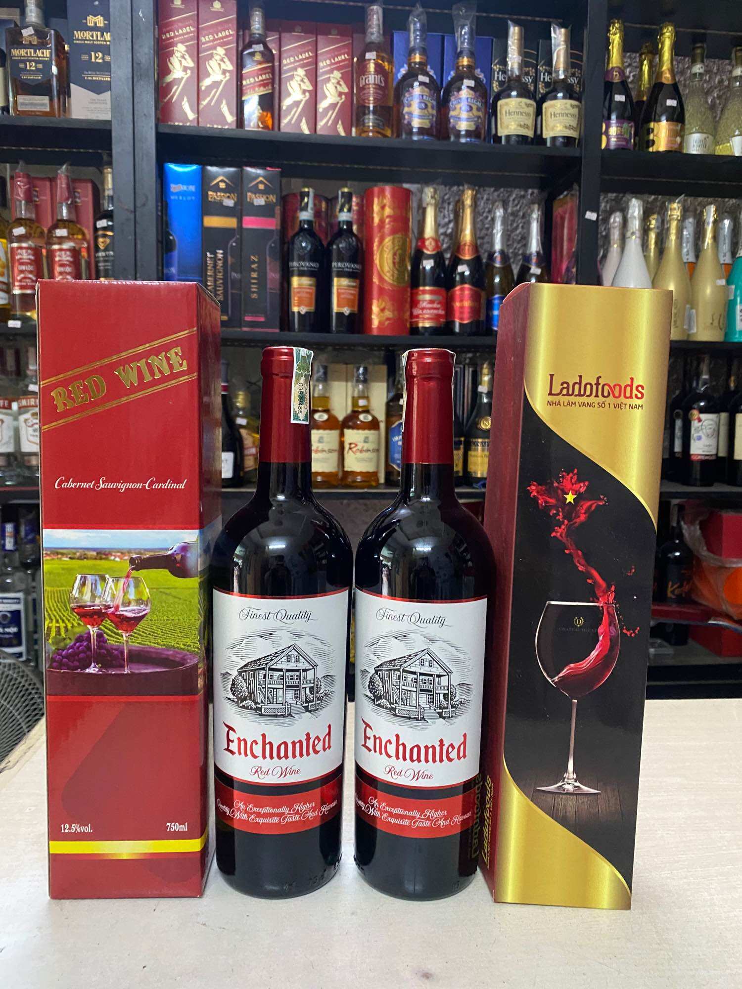 Vang Đỏ ENCHANTED Red Wine 13% 750ml