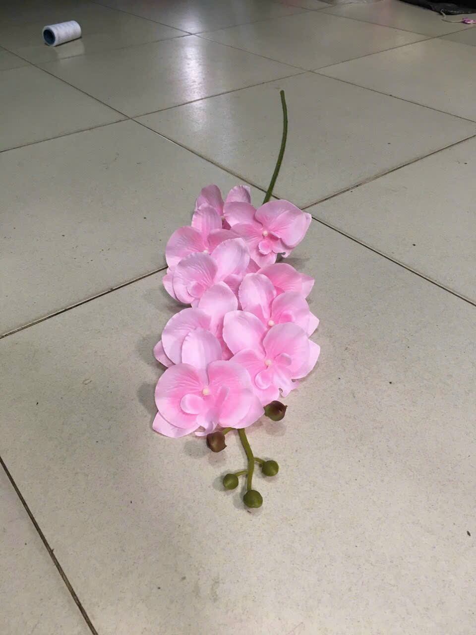 Cành Lan Hồ Điệp 9 bông _ Hoa Vải lụa cao cấp