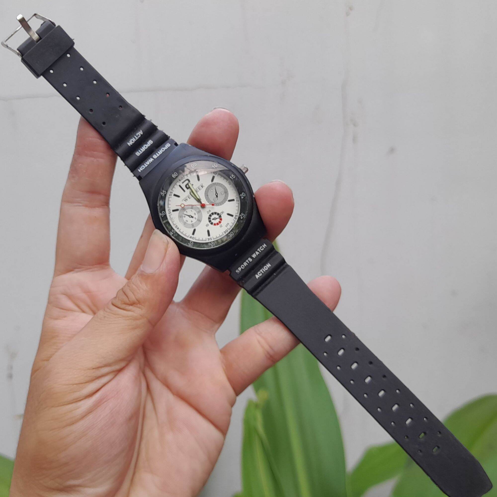 Đồng hồ Nam Nữ 3 kim, kiểu dáng lạ lạ
