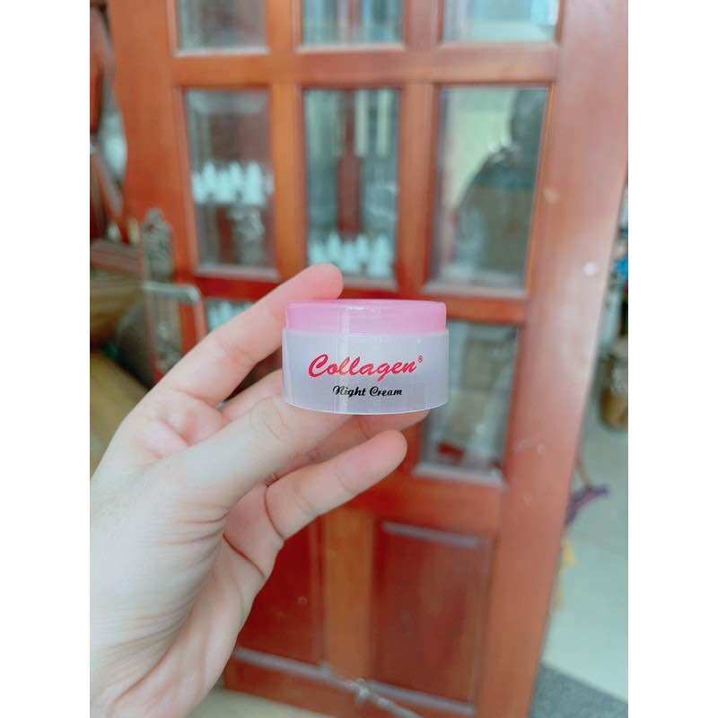 Một hộp Kem ban đêm Collagen plus Vit E