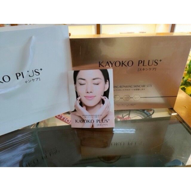 Bộ mỹ phẩm kayoko plus+ vàng chuẩn nhật
