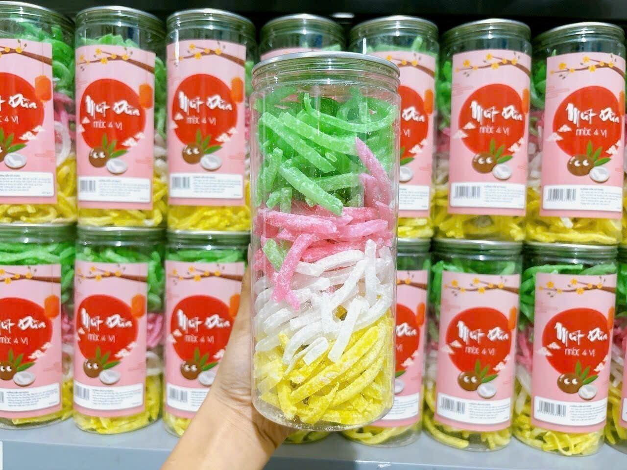 Mứt dừa non sợi lon 400g, 4 màu tự nhiên khác nhau, dẻo mềm, thơm ngon