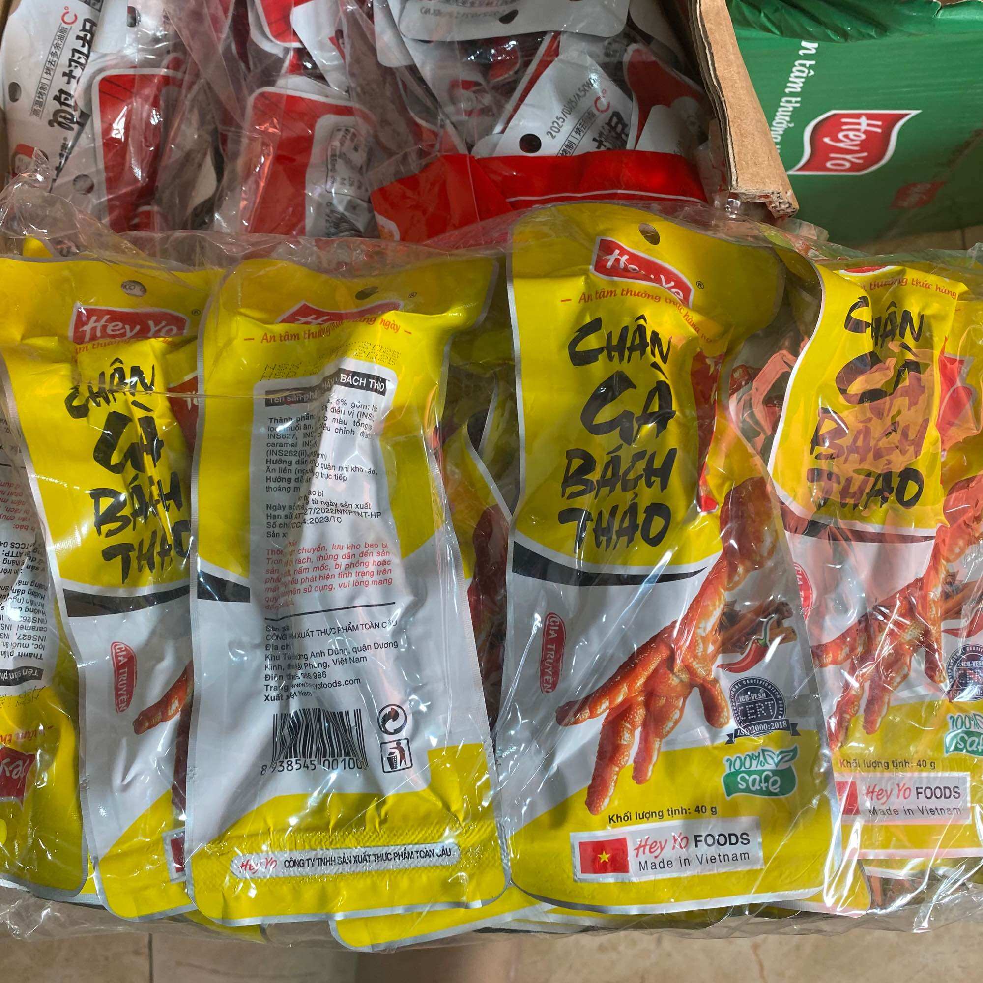 Bịch 20 gói chân gà bách thảo của hãng hey yo food - gói 40gr