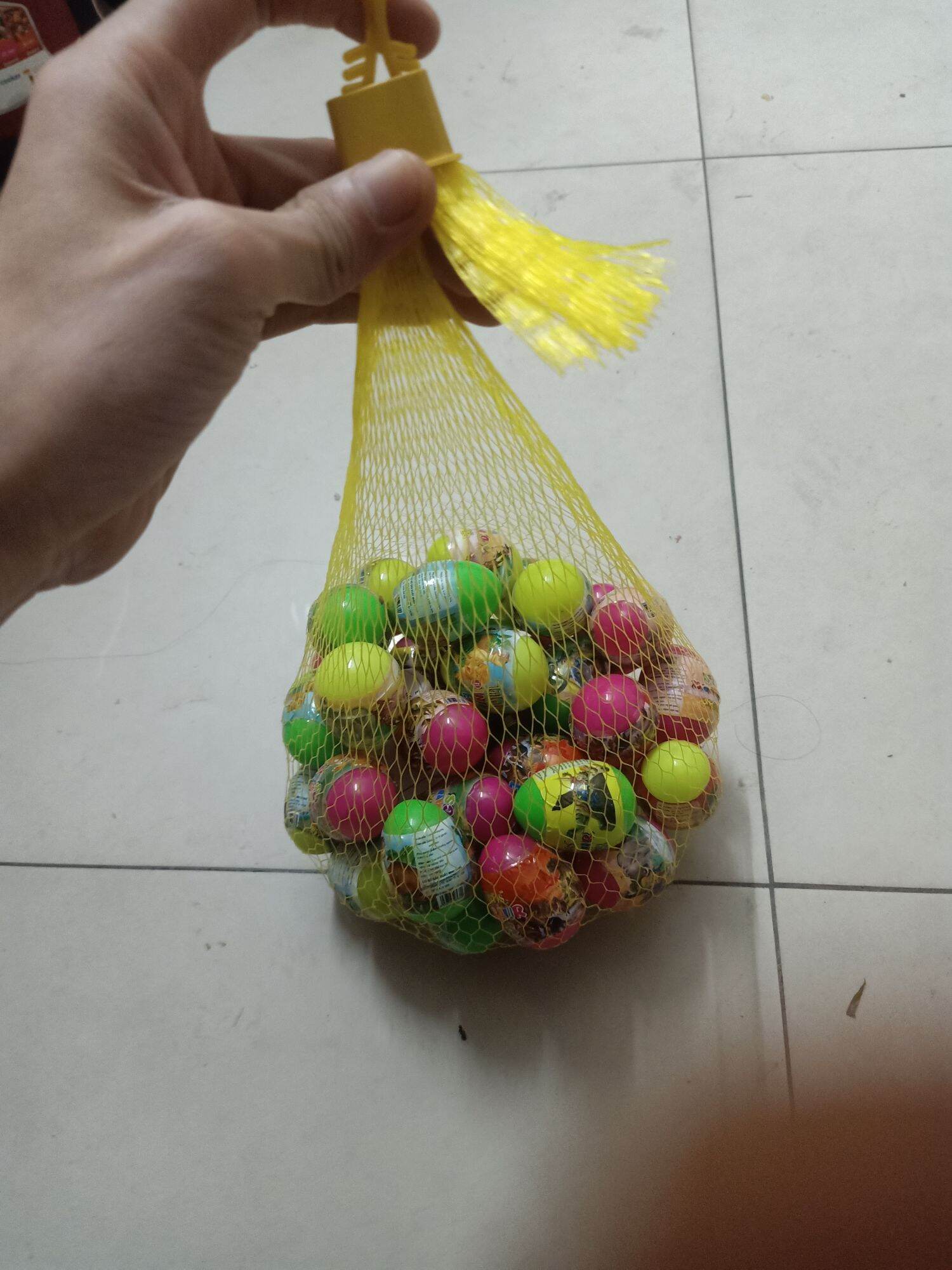 30 quả đồ chơi trứng bé