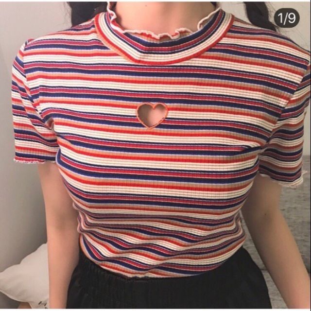 Áo thun croptop sọc cut-out