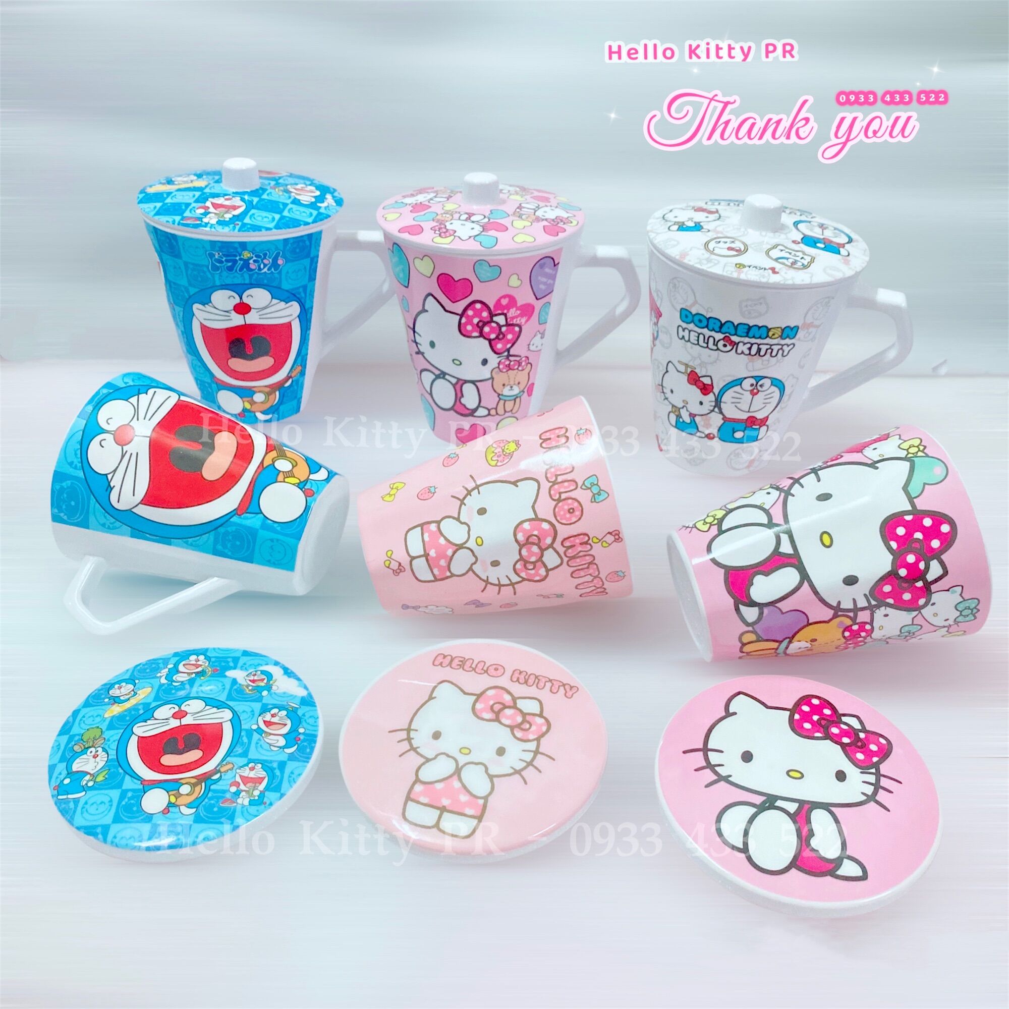 Ly cốc quai có nắp Hello Kitty - Doremon Doraemon
