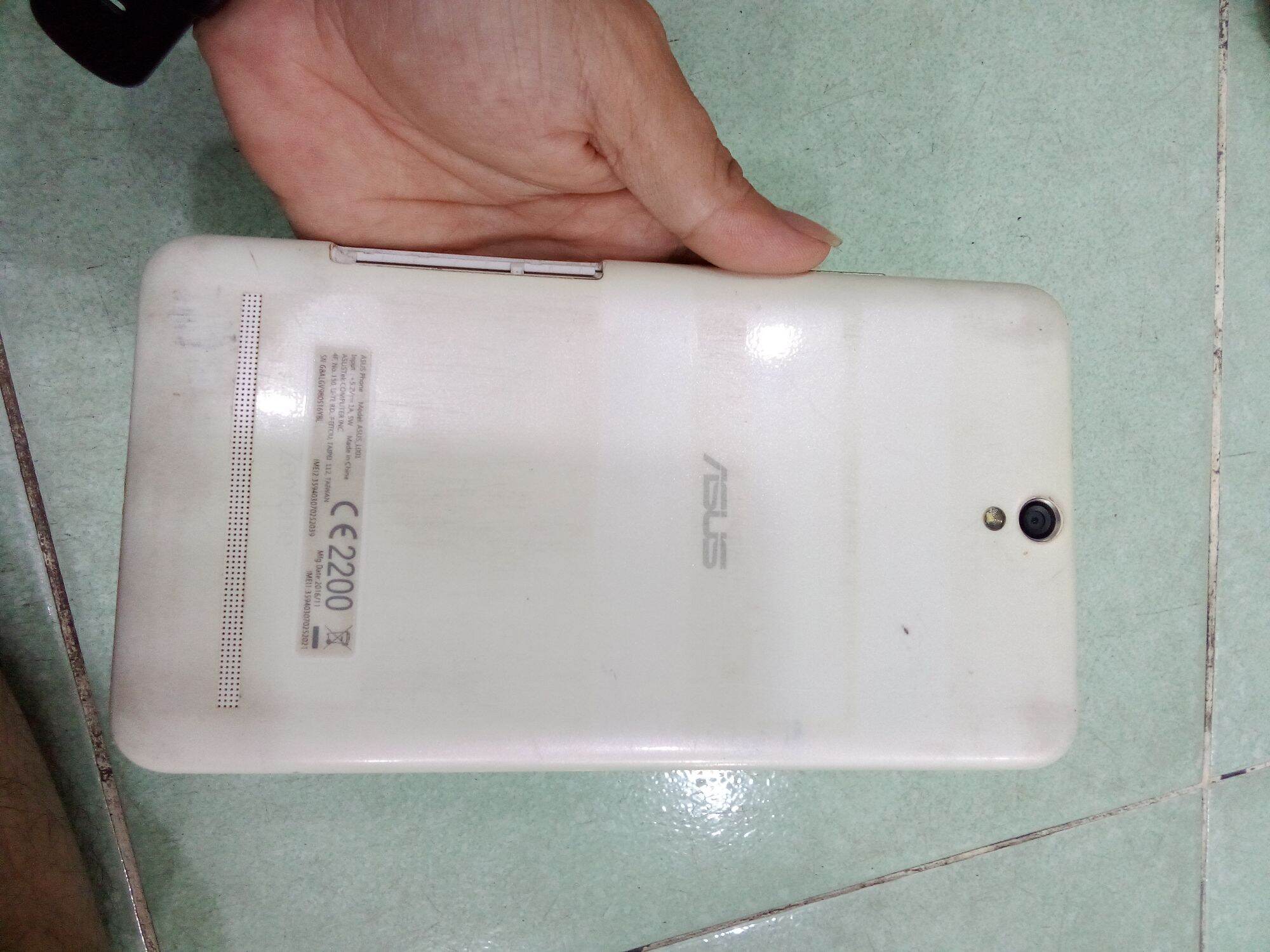Máy tính bảng ASUS L001 lỗi không lên hình bán xác , không phụ kiện