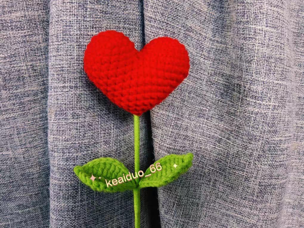 Bông hoa trái tim ❤❤ Handmade bằng len