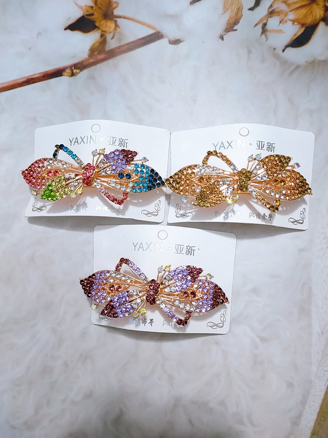 kẹp tóc đính đá phía sau gọng 8cm