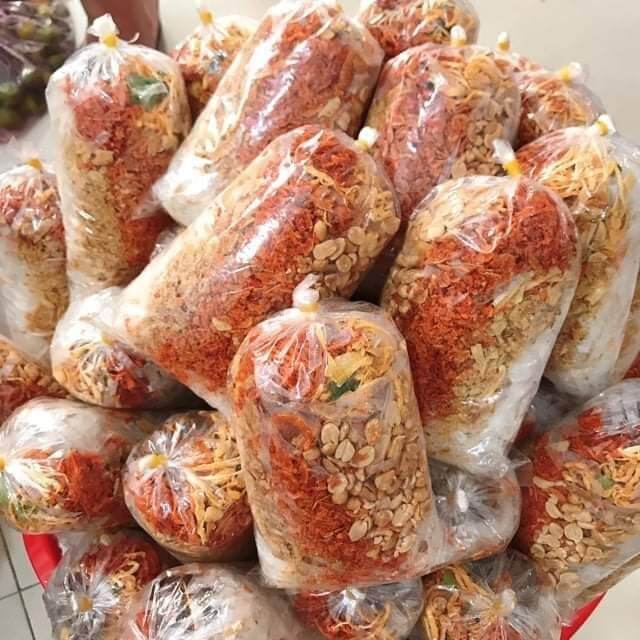 2 bịch bánh tráng trộn khô bò khô mực...