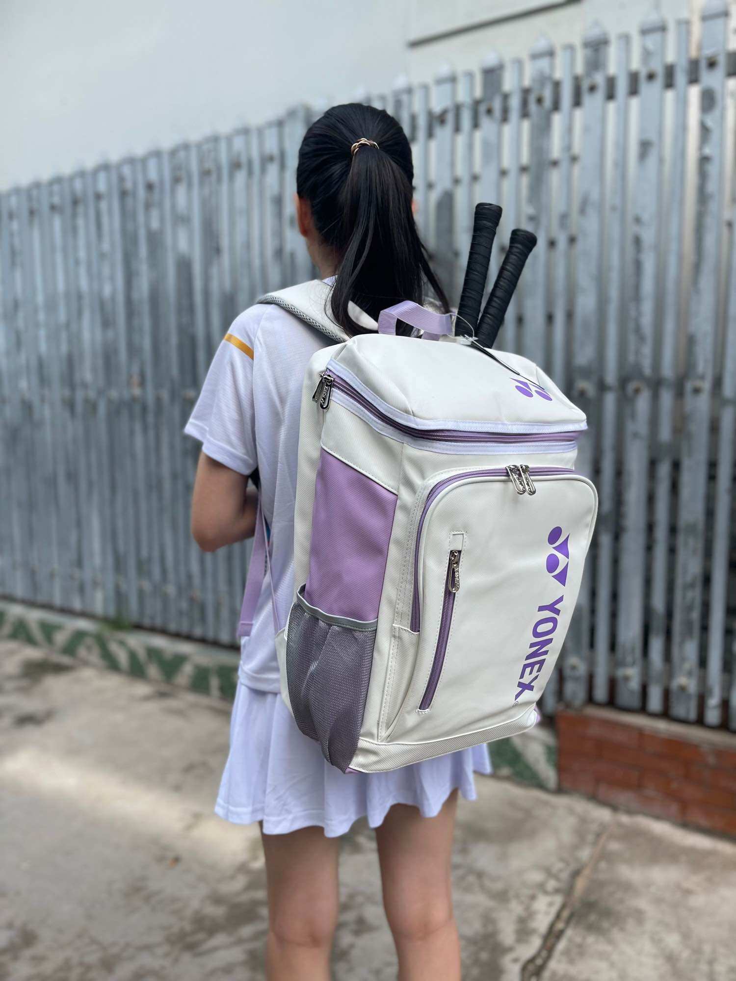 Balo yonex 1408 Trắng tím thời trang màu mới 2023 chống nước có ngăn đựng giày