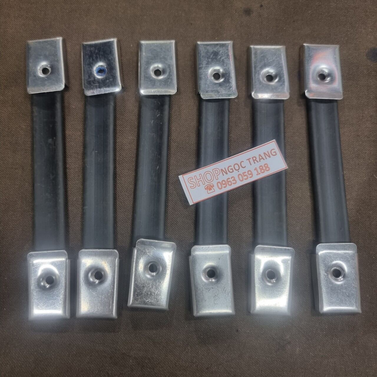 Quai Trên Của Ổn Áp Lioa - Giá 1 Cặp