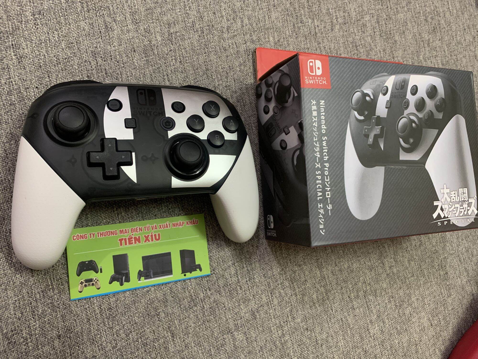 tay cầm pro controller nintendo switch mầu xenoblade 2 hàng thường tay cầm Nintendo Switch ( Not original) 1 tuần bảo hành warranty 7days IINE Pro controller Super Smash Brosh Zelda IINE L784 L785