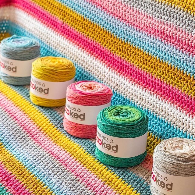 Cuộn sợi hoook wavy blends yarn - cuộn 250gr