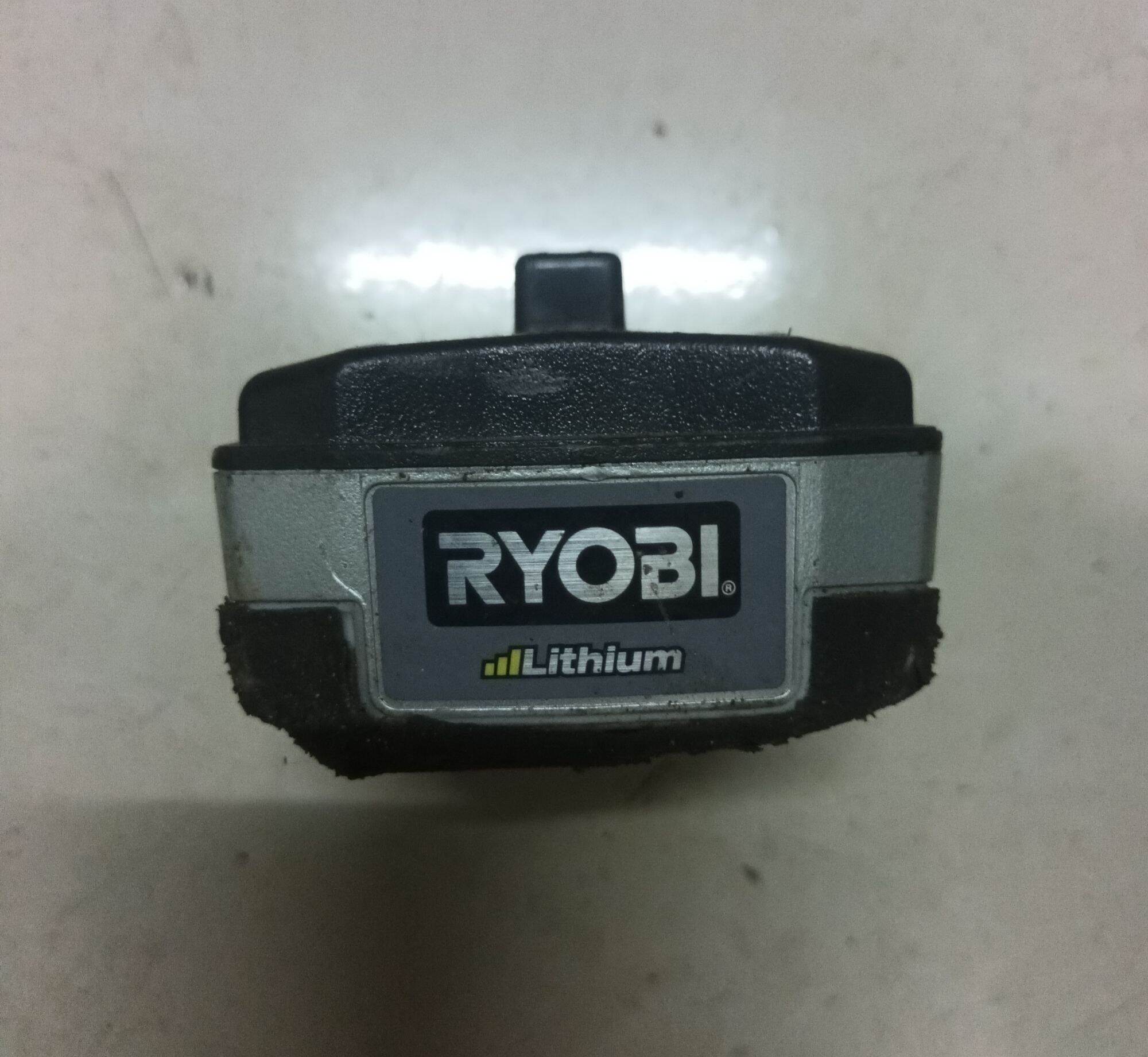 Vỏ pin Ryobi 12v