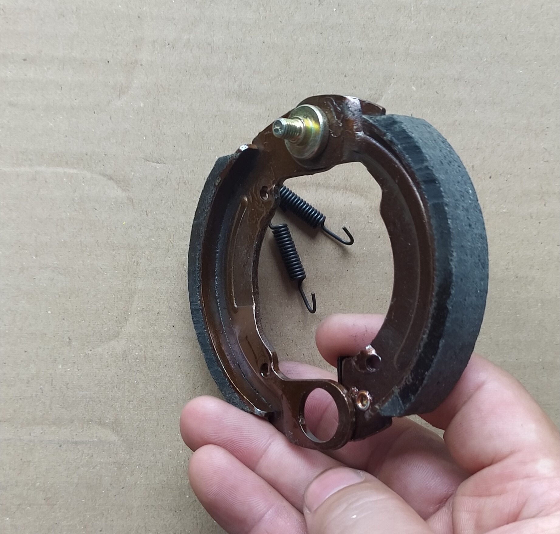 Má phanh cơ cho xe điện má sau xe Ninja - honda ...