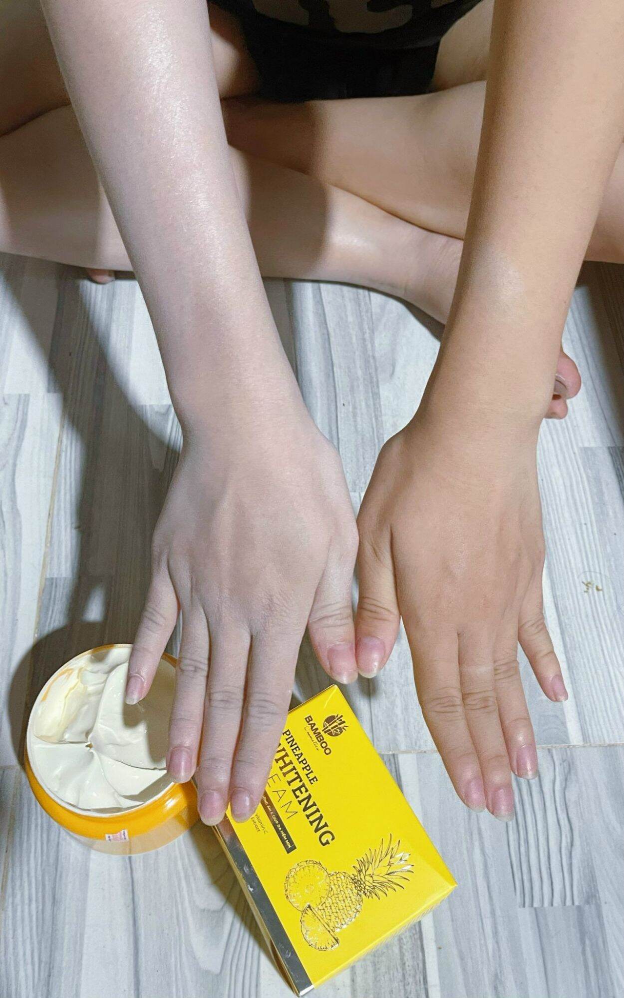 Kem Body Dứa Pineapple Whitening Cream Bamboo