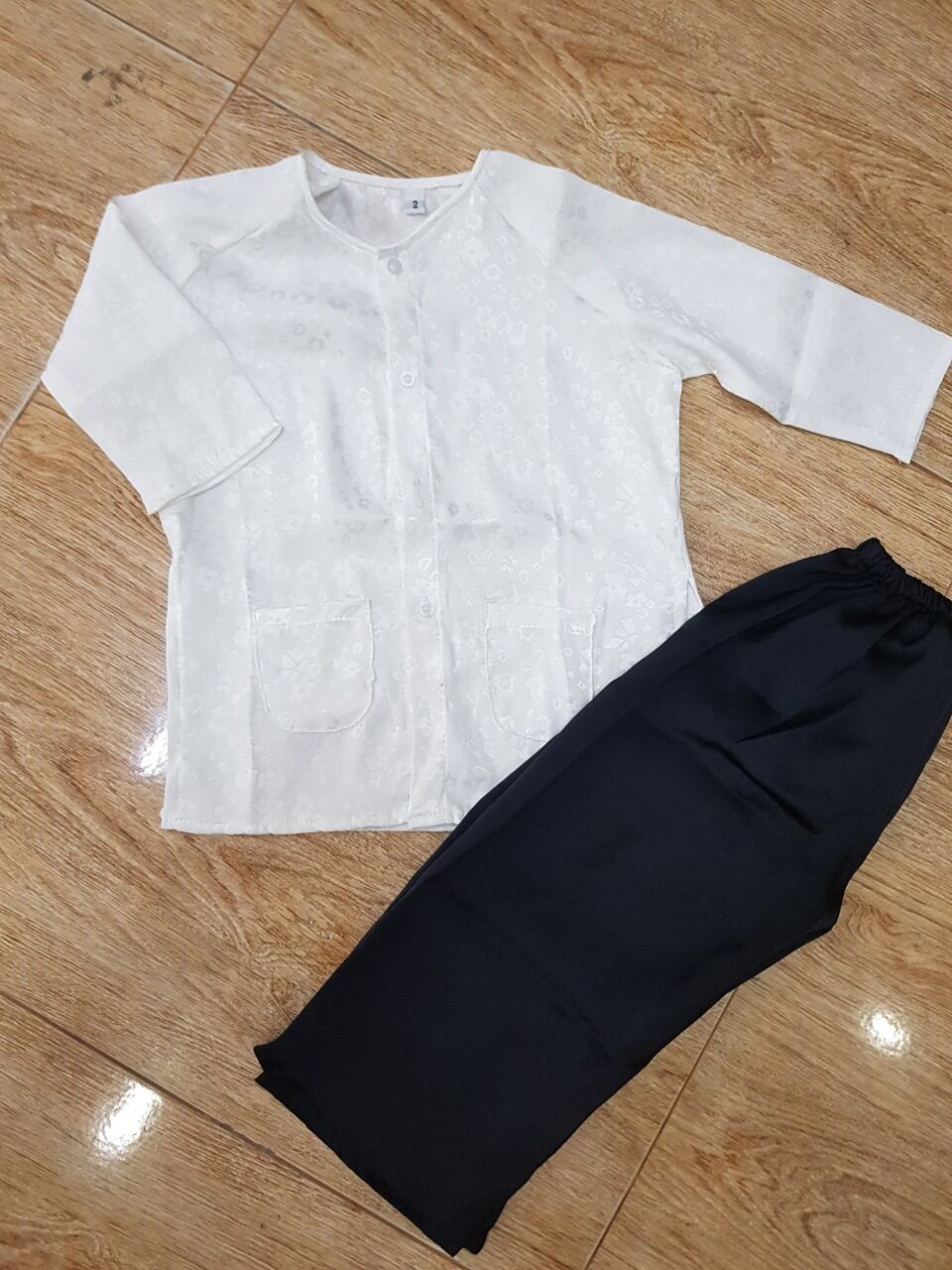 Bà ba gấm lụa cho bé