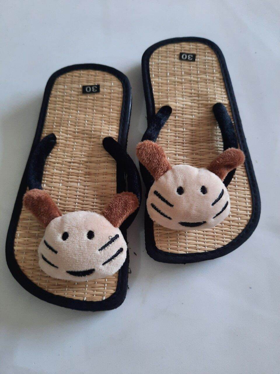 Animal-Themed Slippers of All Sizes for Women and Children