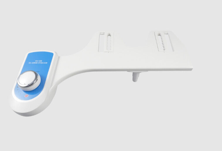 Vòi rửa thông minh hb100. giá gốc 990000đ.