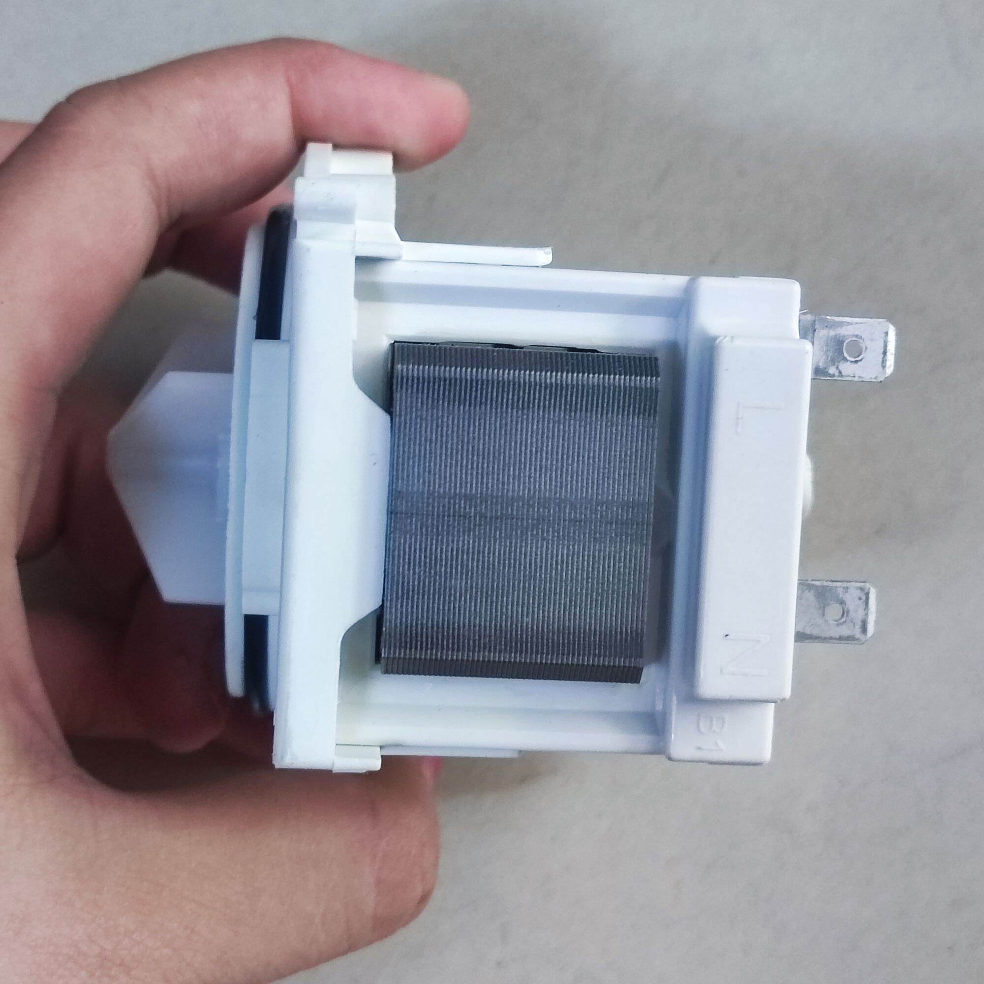 bơm xả nước máy giặt Electrolux