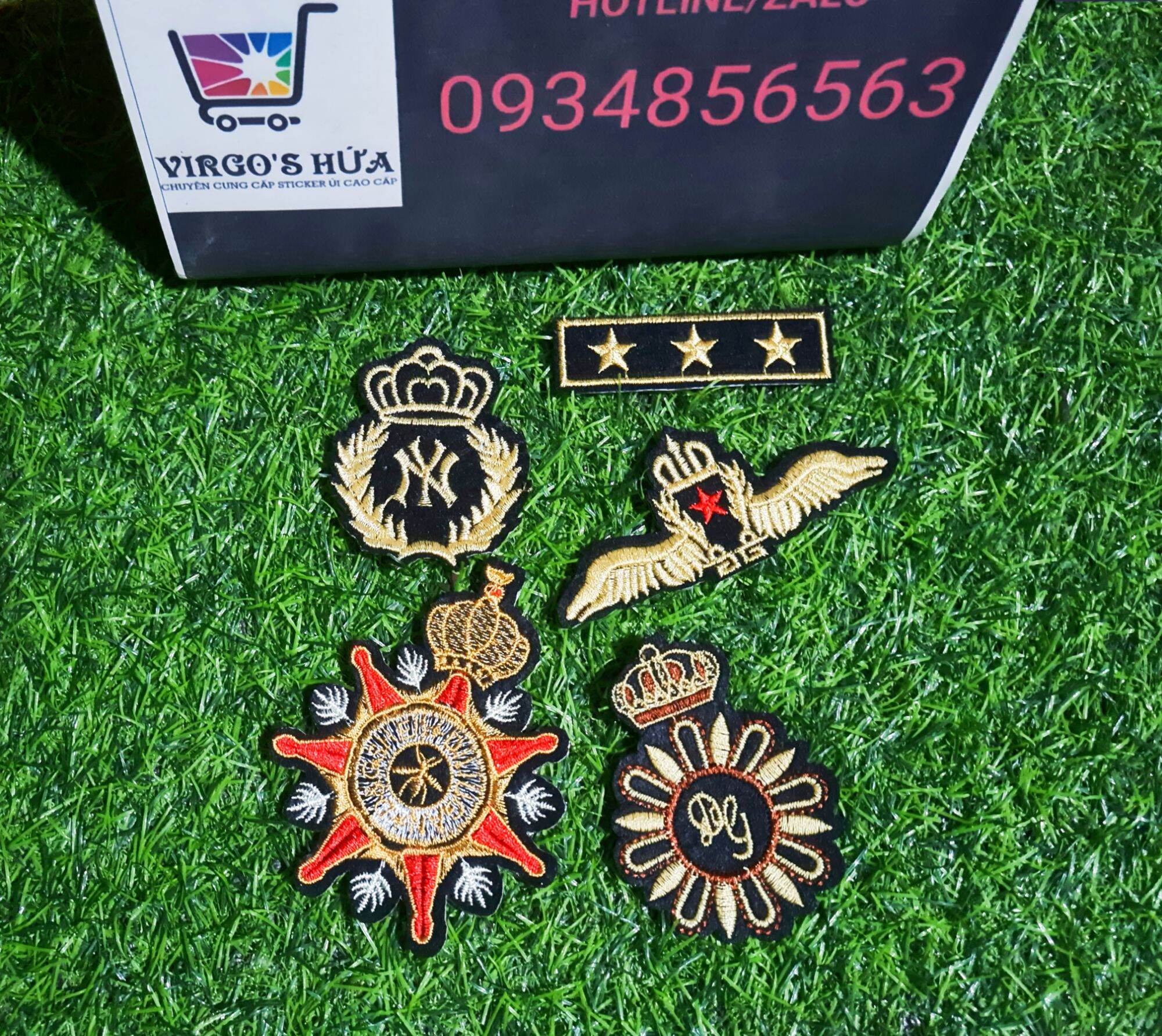 Set 5 Miếng Sticker Thêu Huy Hiệu Độc Đáo MS848753