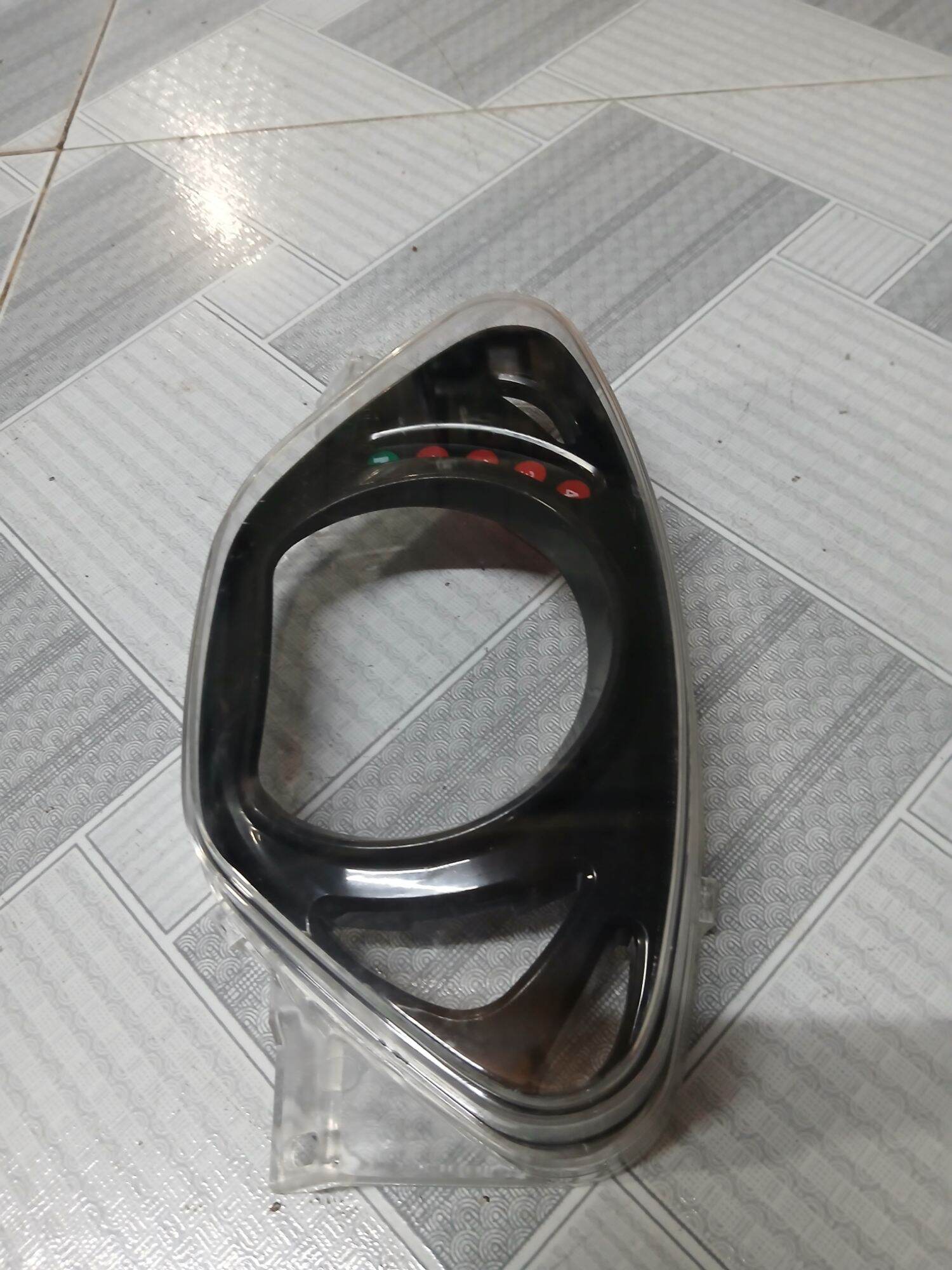 MẶT KÍNH ĐỒNG HỒ (CHÍNH HÃNG) AP DÙNG XE FUTURE 110,HÀNG CHẤT LƯỢNG CAO, BỀN BỈ LAU ĐỔI MÀU, ANH EM MUA HÀNG LH ZALO 0903761336.