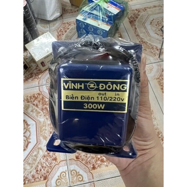 BIẾN ÁP ĐỔI ĐIỆN 220V RA 110V 300W