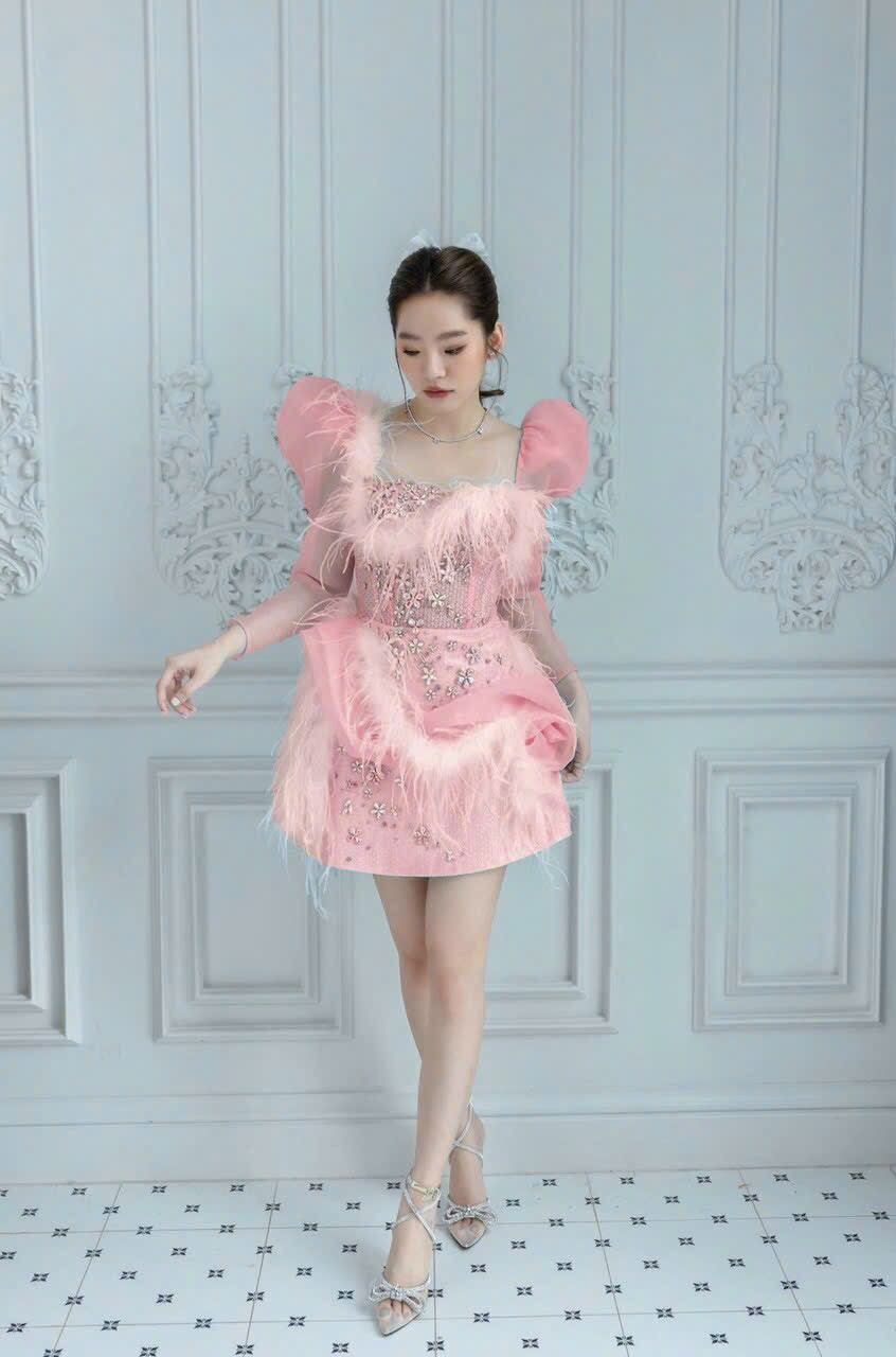 ĐẦM TAY PHỒNG LÔNG VŨ ĐÍNH ĐÁ