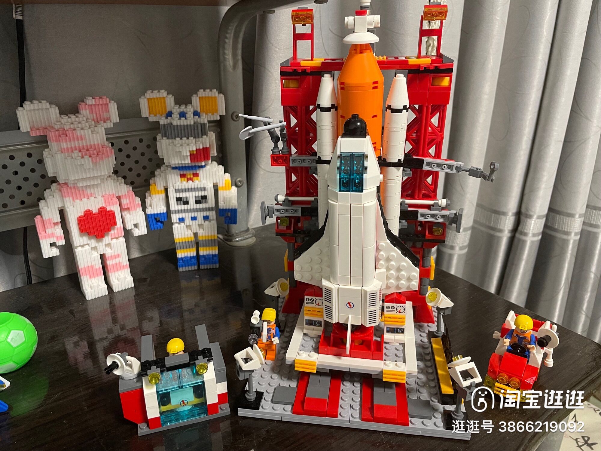Lego tên lửa - tàu vũ trụ tự lắp ráp
