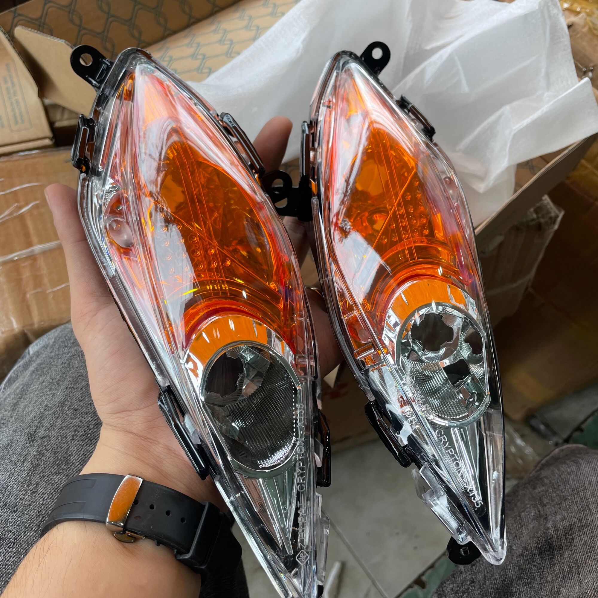 Nhan Zhipat Trắng Cam Hy Lạp Ex135