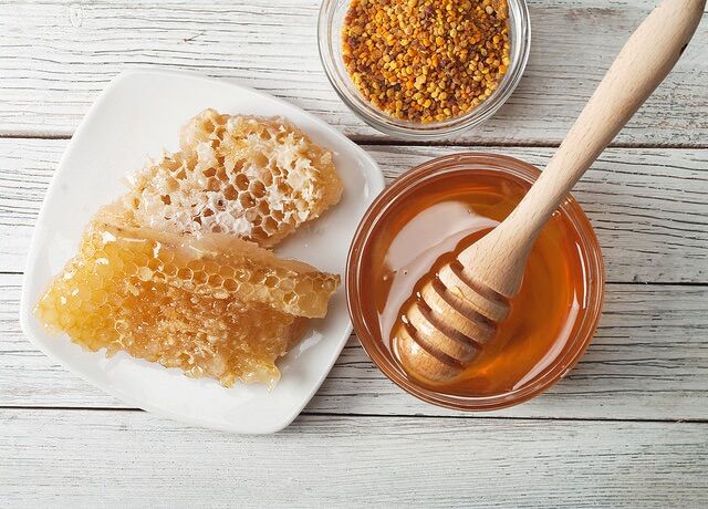 1 Lít MẬT ONG NGUYÊN CHẤT