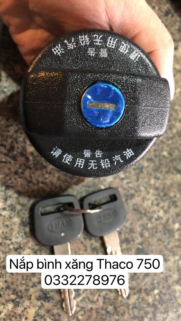 Nắp bình xăng thaco 750 / giá 1 cái