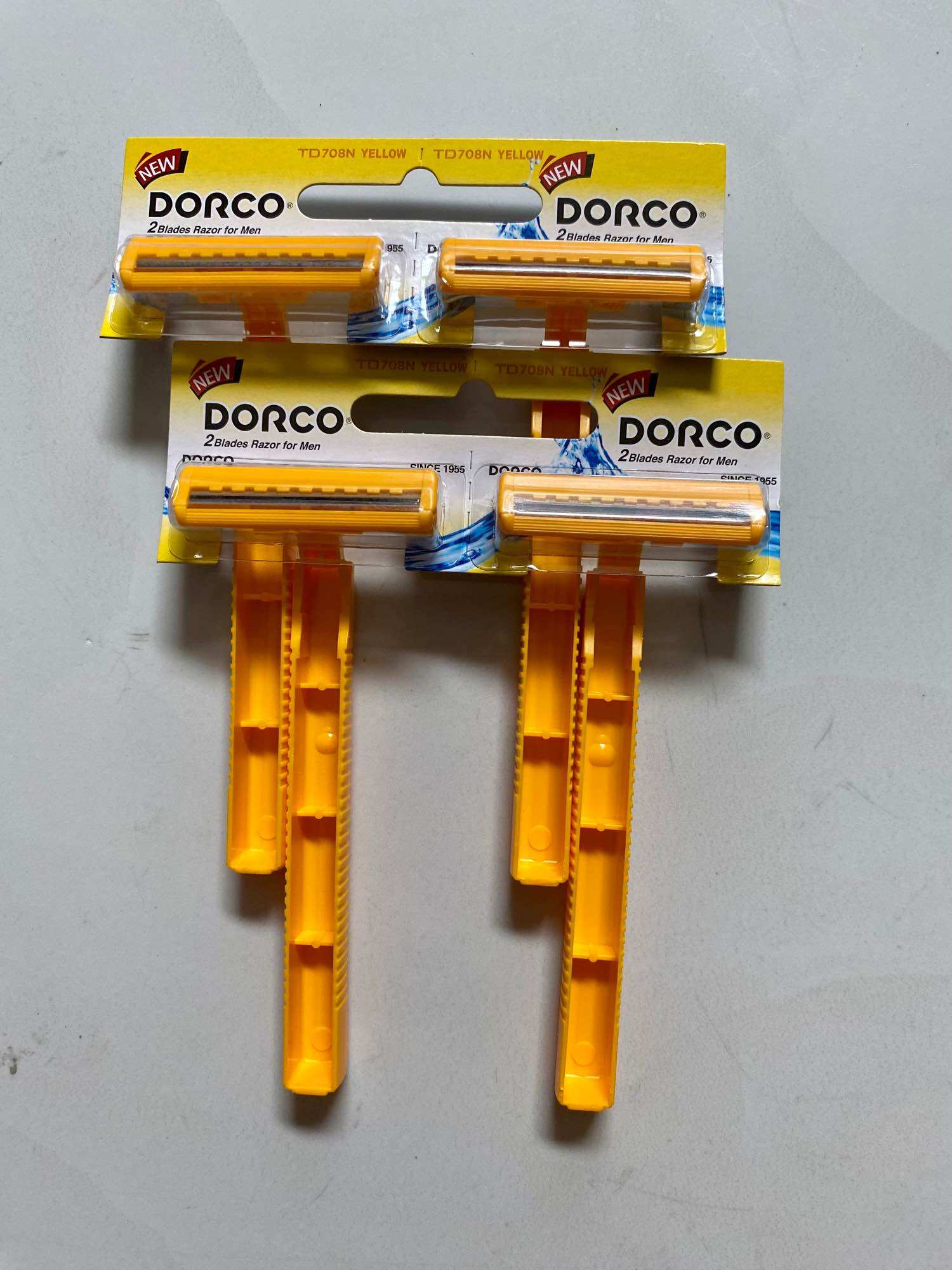 🍭set 12 cây cạo râu dorco vàng 2 lưỡi, bén