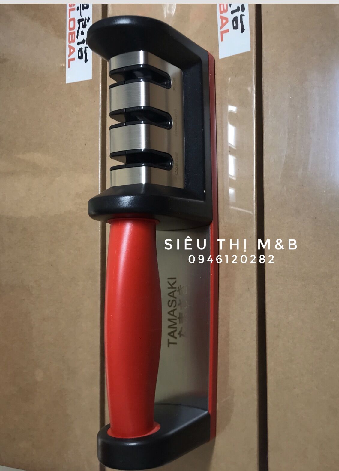 Dụng cụ mài dao kéo đa năng cao cấp thông minh tamasaki x8 công nghệ nhật bản.dụng cụ mài dao cầm tay 3khe tiện lợi và dễ sử dụng.siêu thị m&b