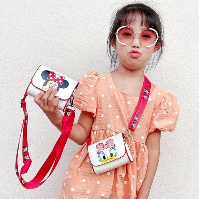 Túi đeo chéo cho bé mini dễ thương hình MICKEY và DONALD phong cách Hàn