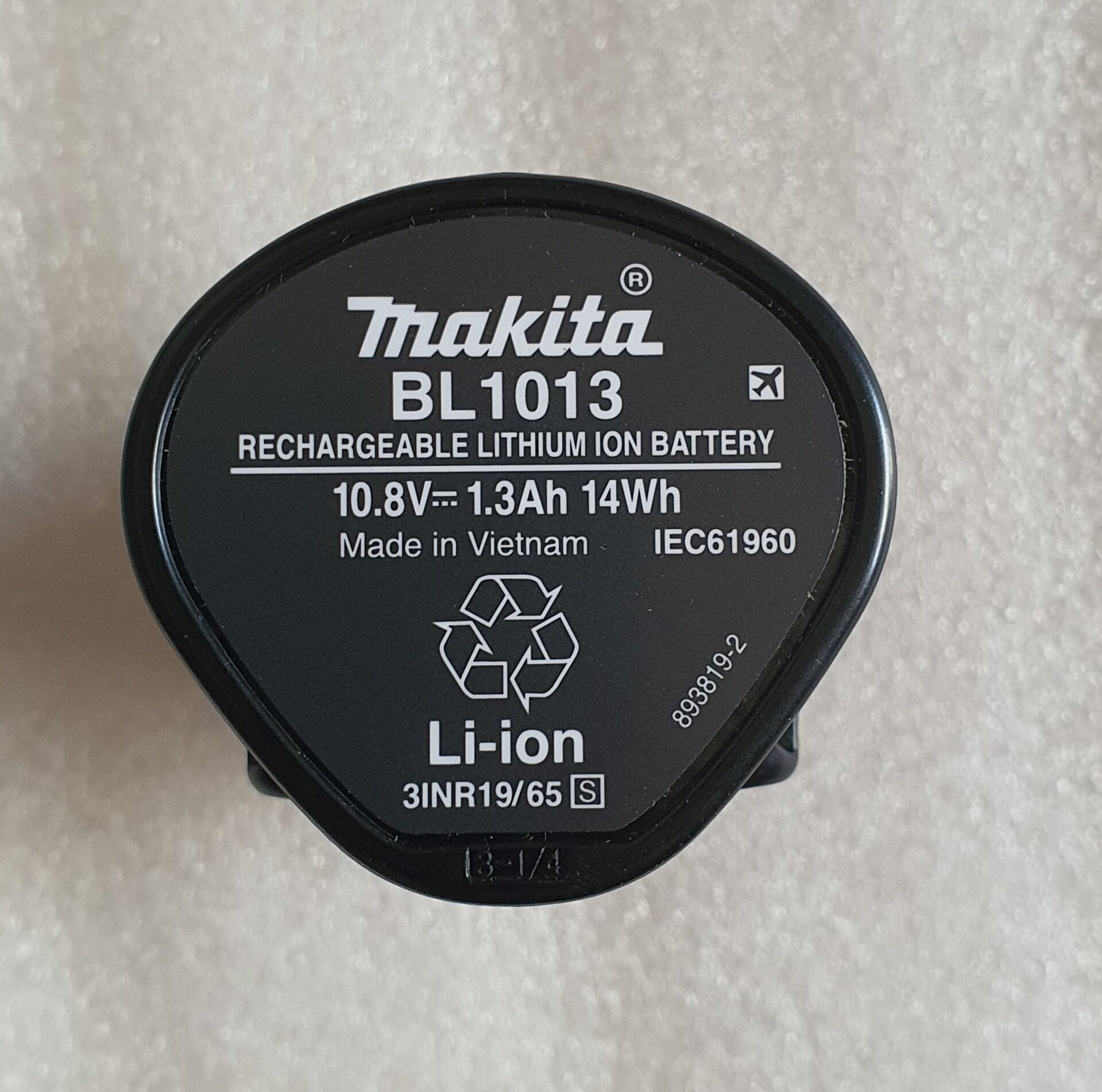 PIN MAKITA 10.8v - 1,3ah. BL1013 ( CHÍNH HÃNG MAKITA VN PP)