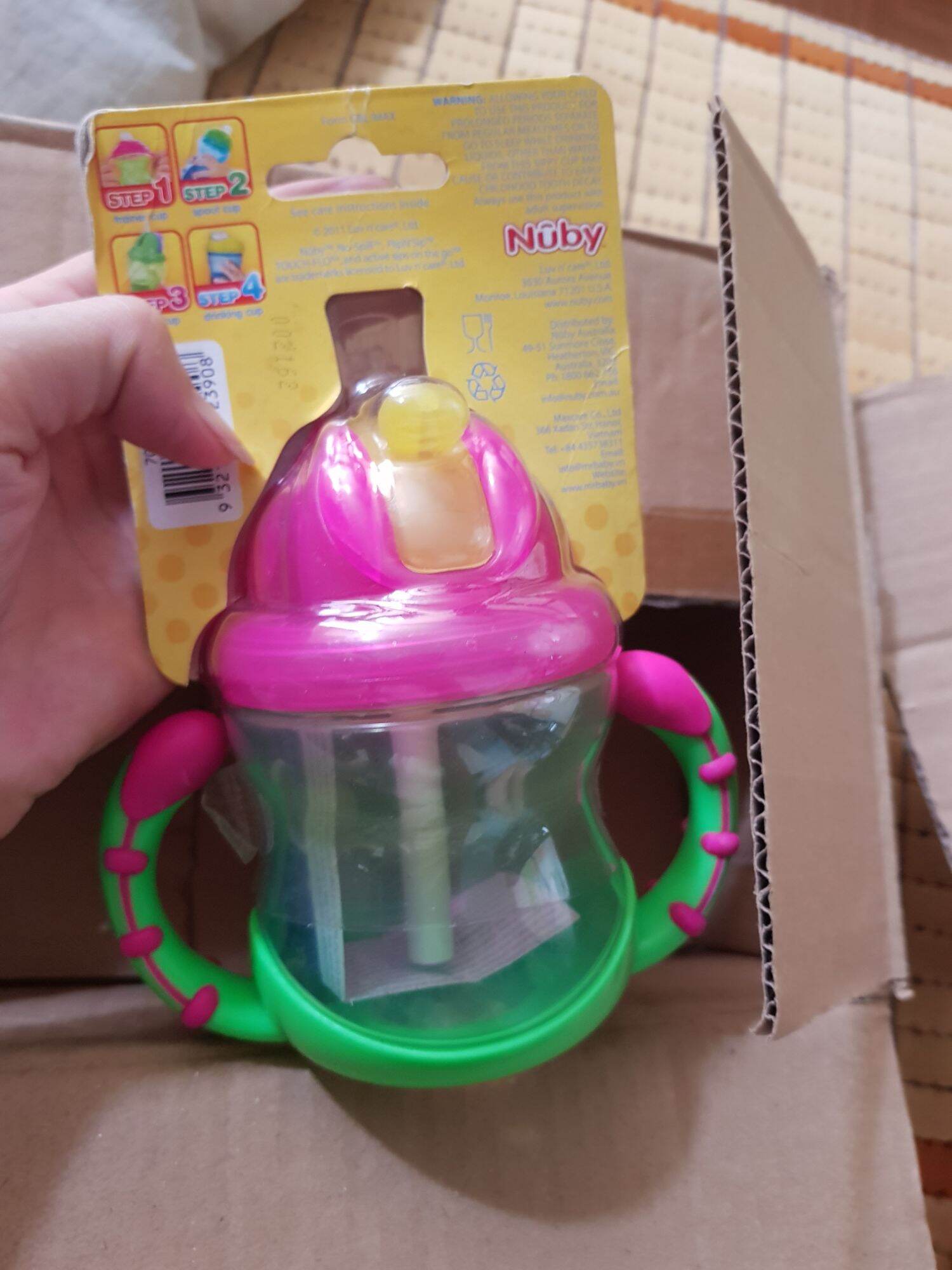 Bình uống nước Nuby ống hút