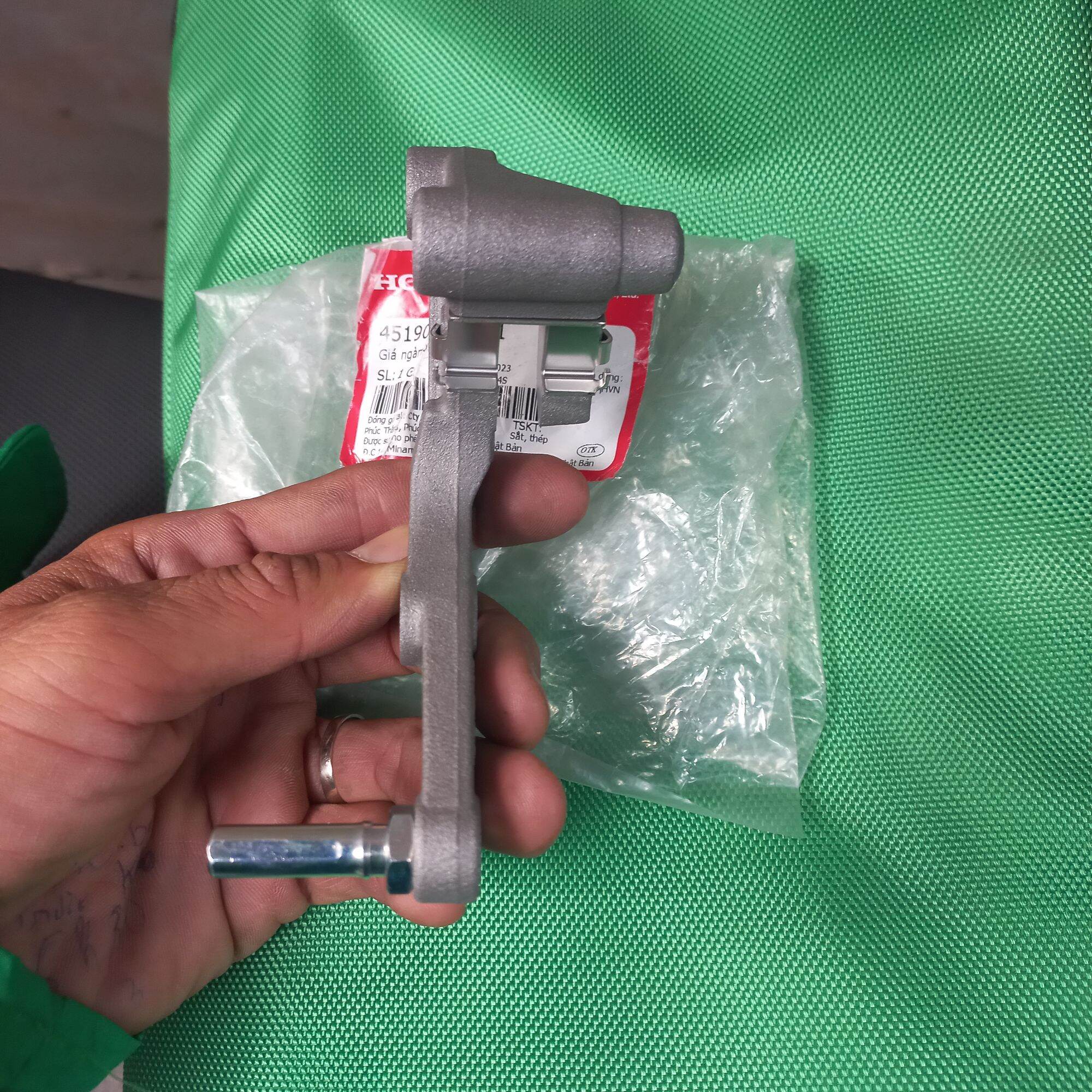 Bát heo Trước Sh 2 đĩa ( Sh ý và Sh vn )
