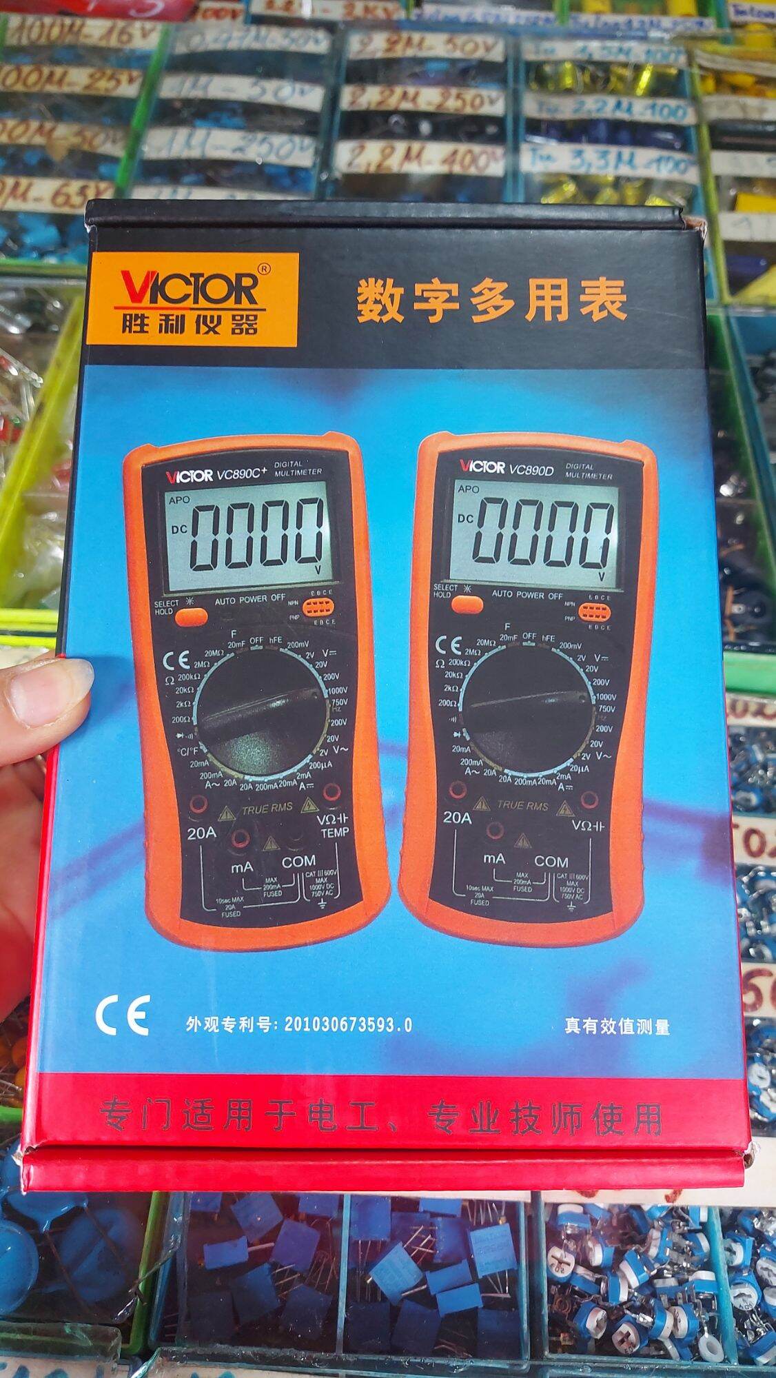 Đồng hồ VICTOR VC 890C+0