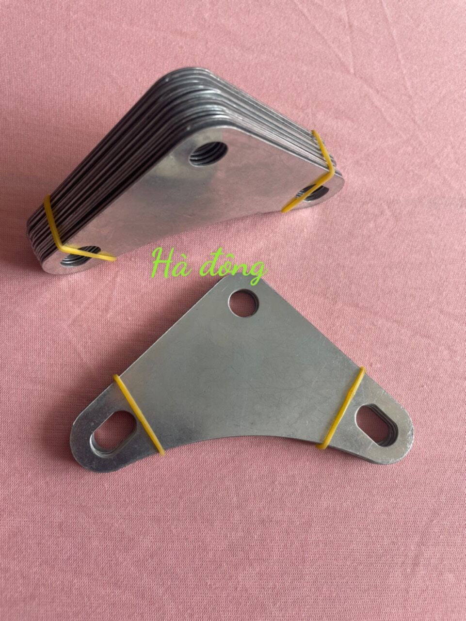 Bát ta.m giác bắt kệ V lỗ đa năng