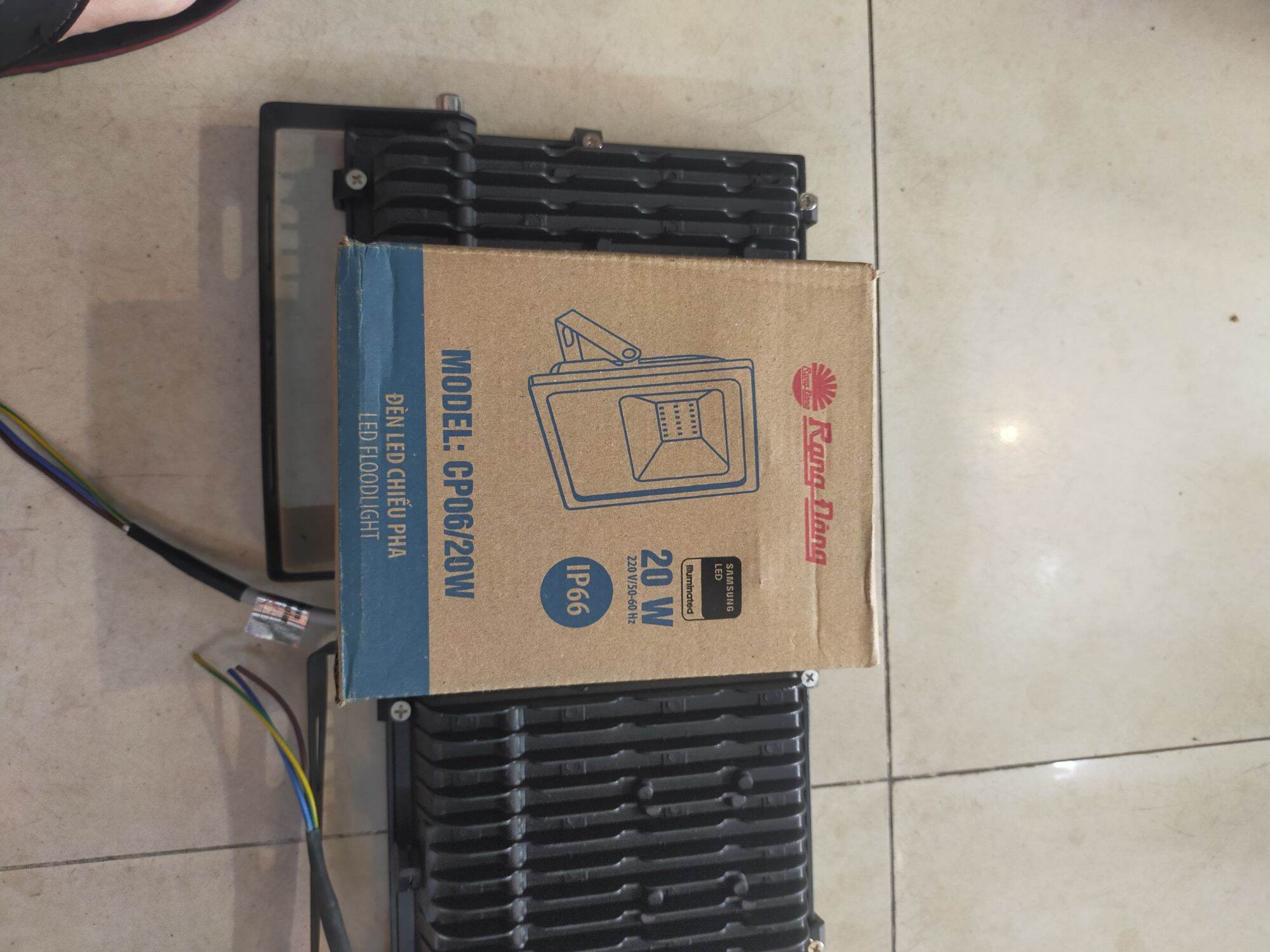 Chiếu pha 06 rạng đông 10w-20w-30w-50w