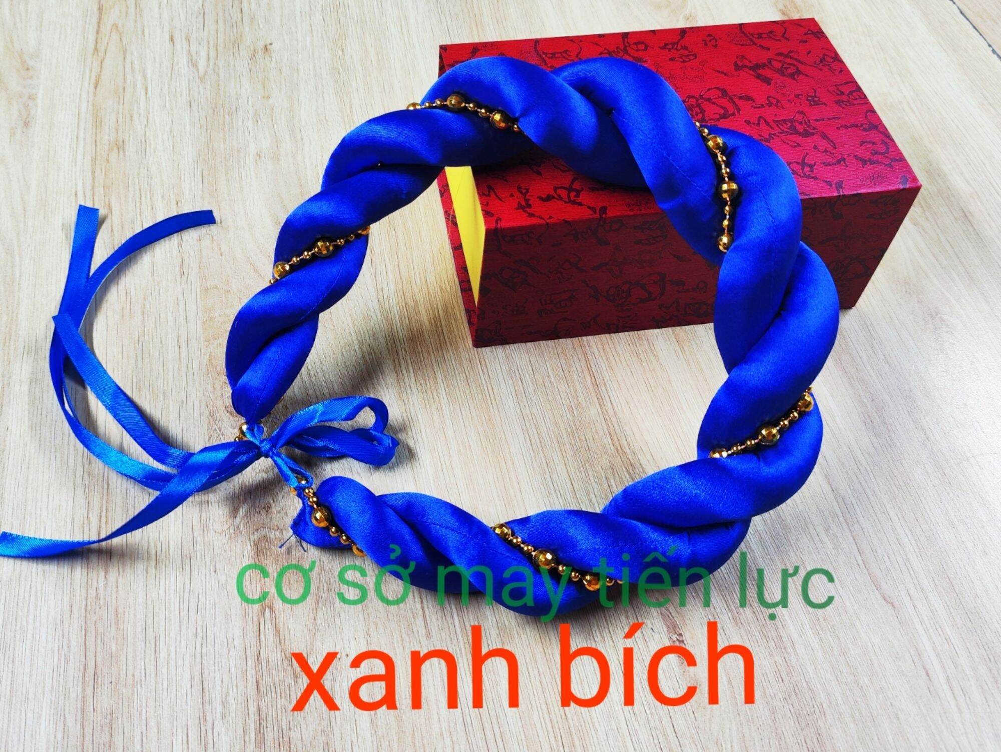 mấn đội đầu