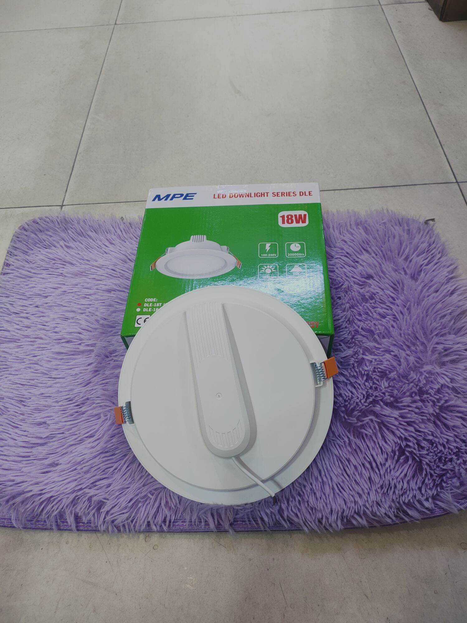 Đèn downlight Âm trần d200/216-18w MPE chính hãng