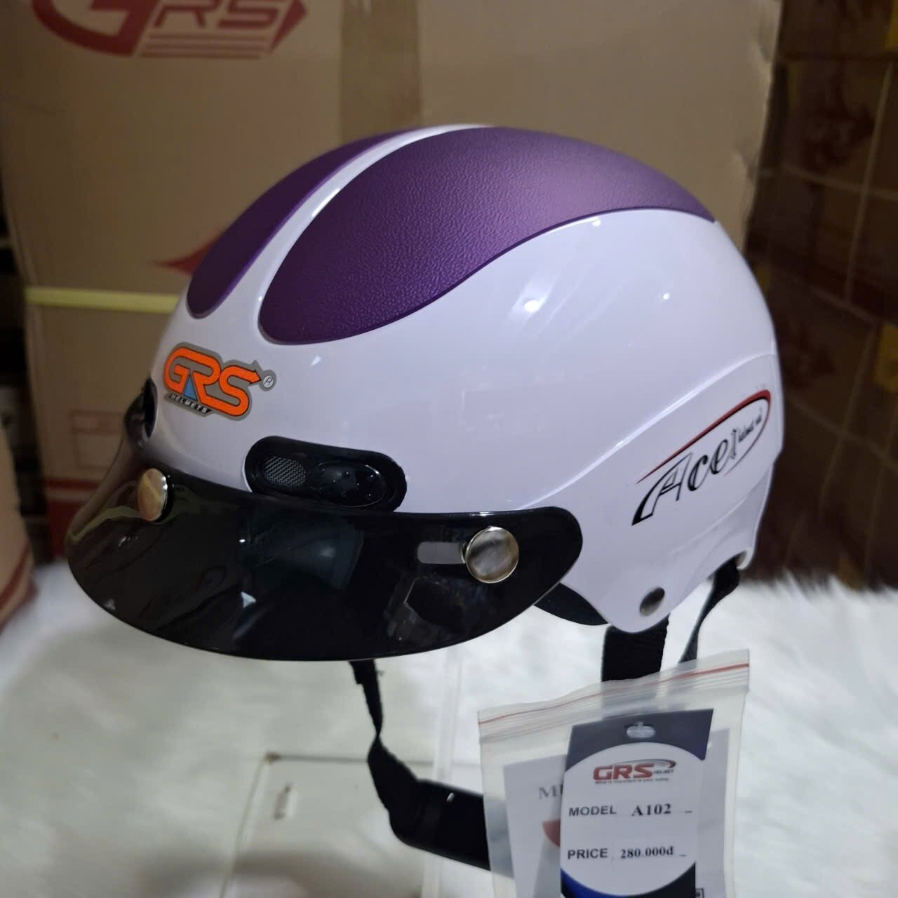 nón bảo hiểm GRS 102 an toàn chăc chắn